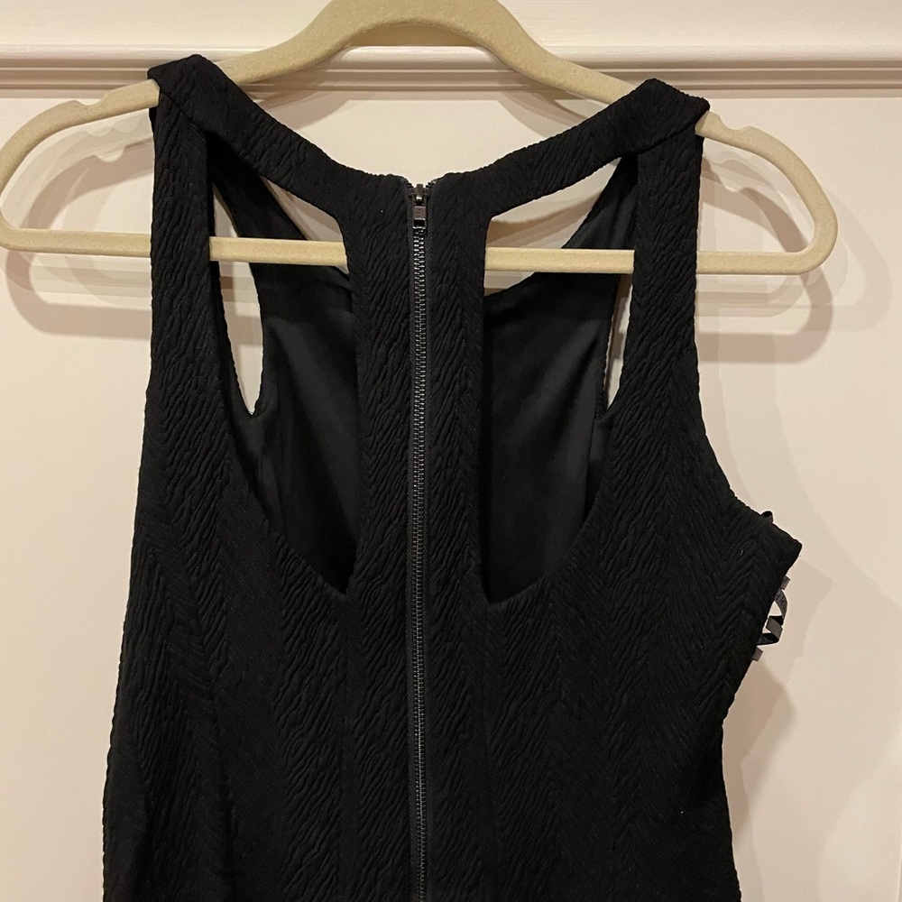 Dress - Picture 4 of 5